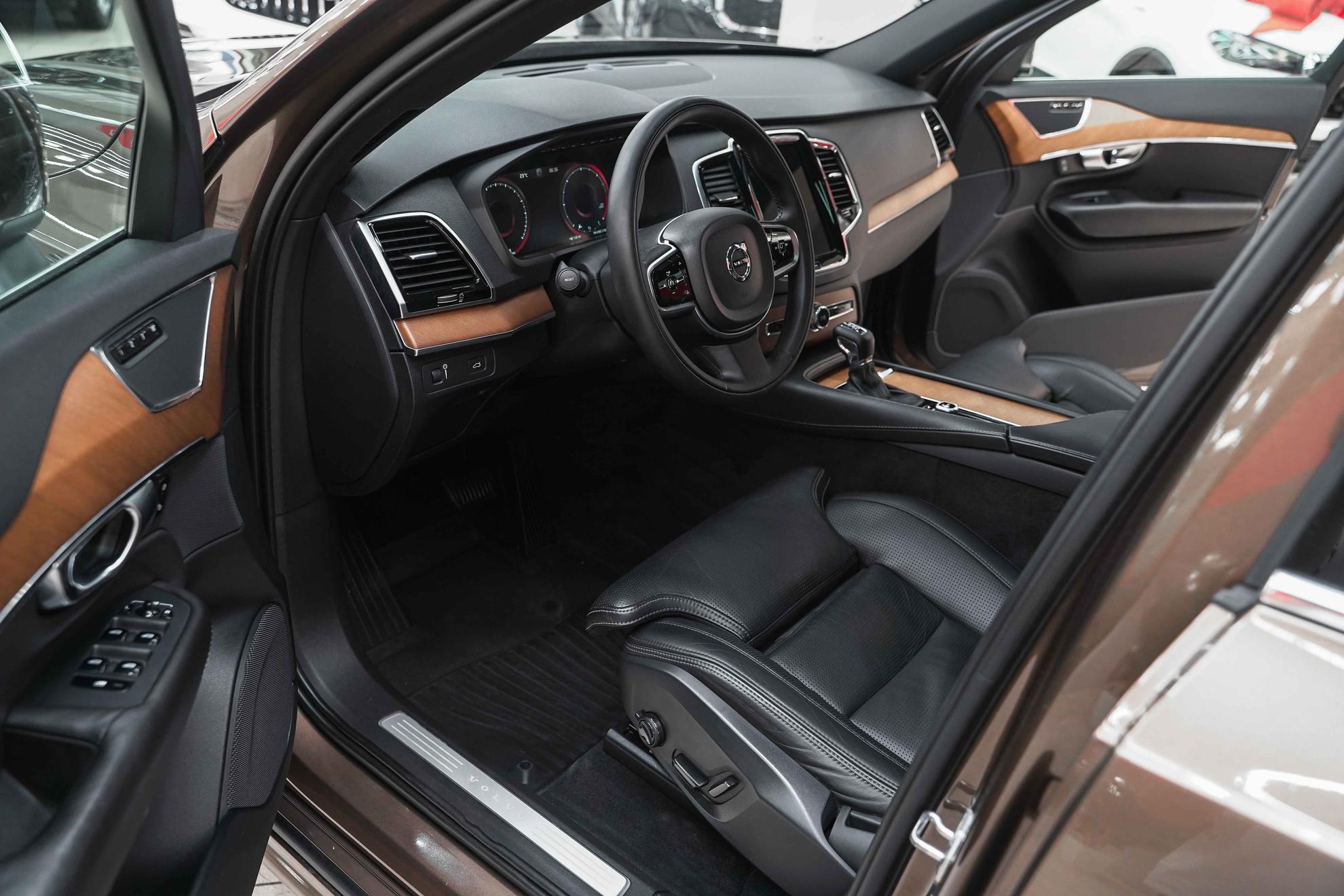 Volvo XC90 2016, коричневый, ДЦ Орехово