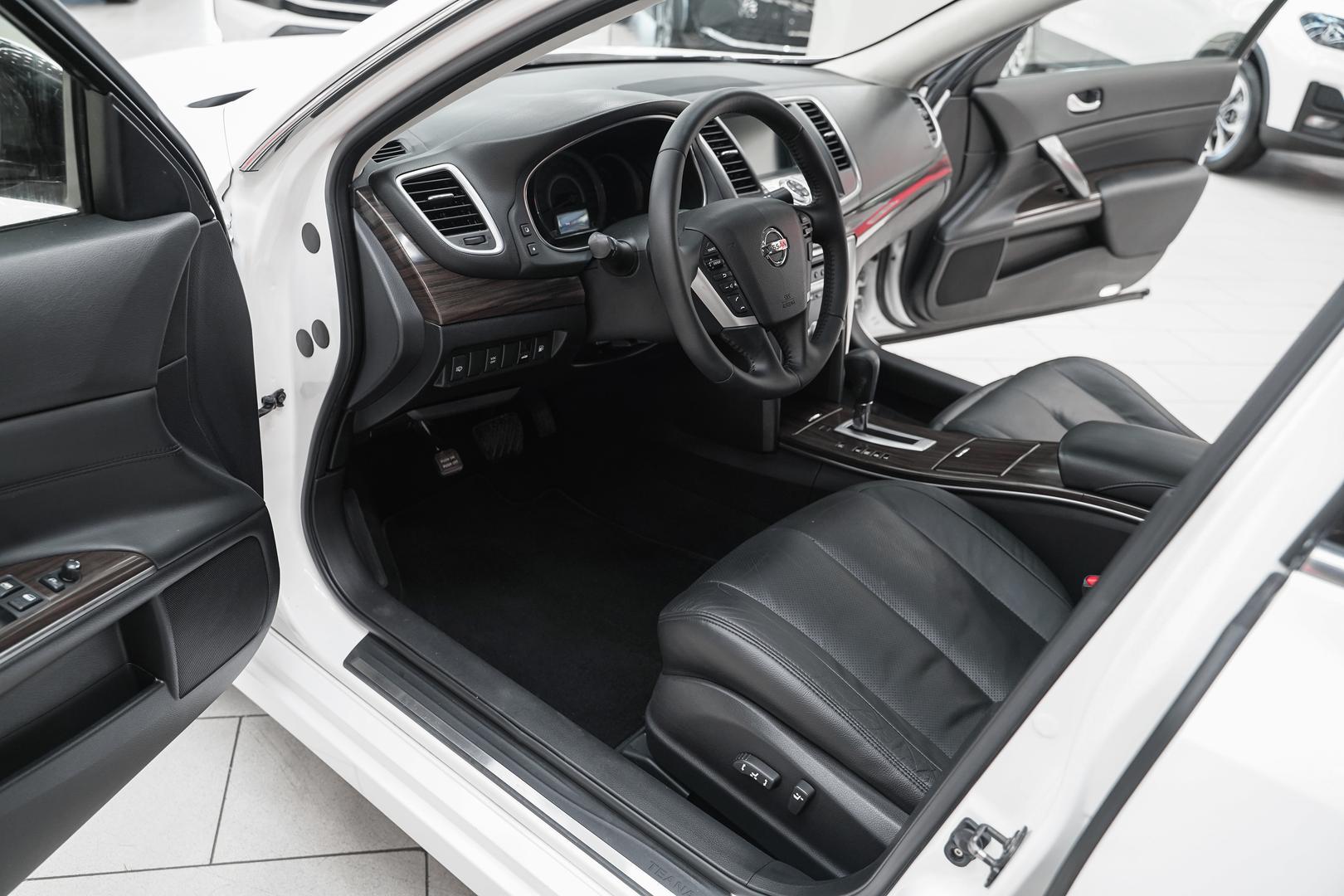 Nissan Teana 2011, белый, ДЦ Орехово