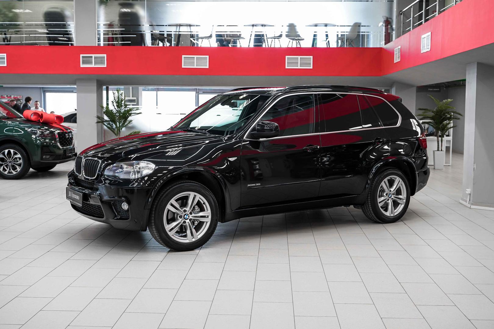 BMW X5 2013, черный, ДЦ Орехово