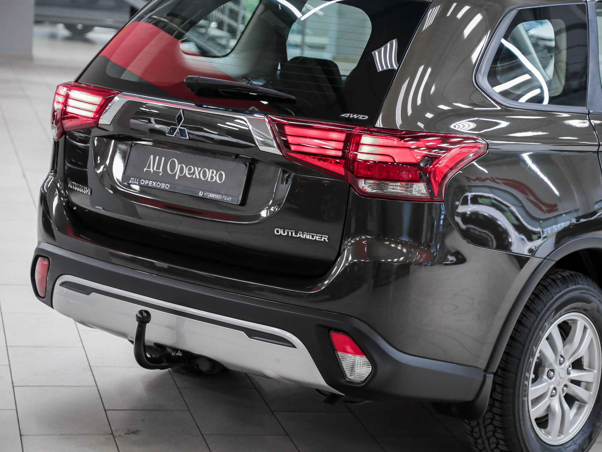 Mitsubishi Outlander 2019, коричневый, ДЦ Орехово