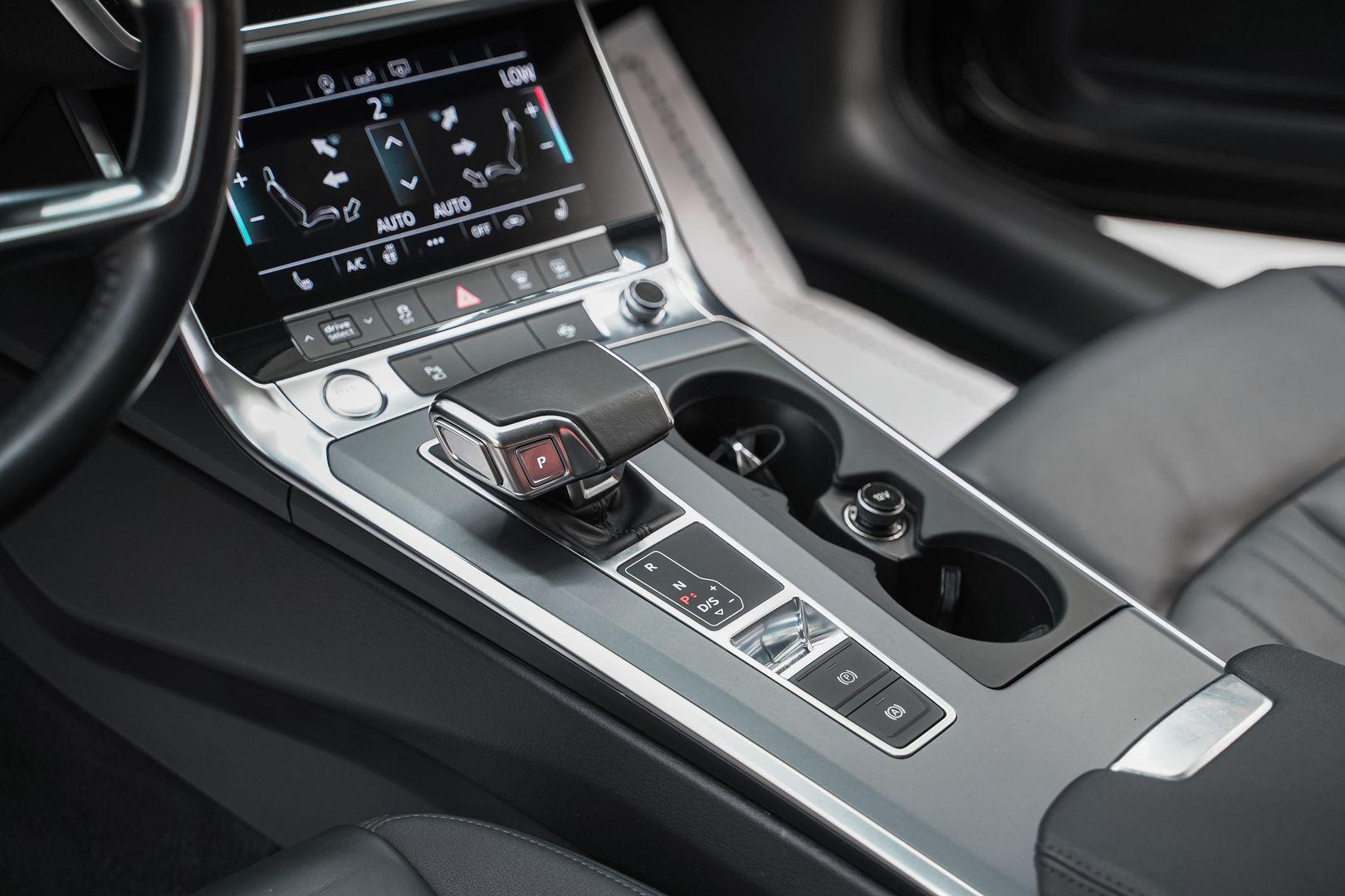 Audi A6 2020, черный, ДЦ Орехово