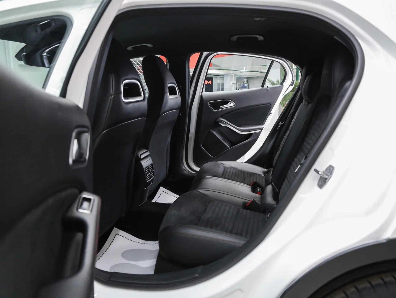 Mercedes-Benz GLA 2018, белый, ДЦ Орехово