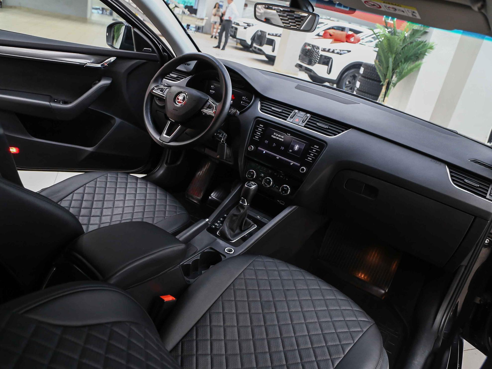 Skoda Octavia 2018, черный, ДЦ Орехово