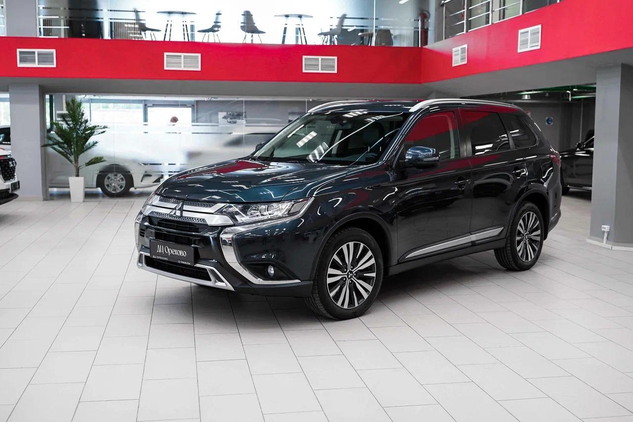 Mitsubishi Outlander 2019, синий, ДЦ Орехово