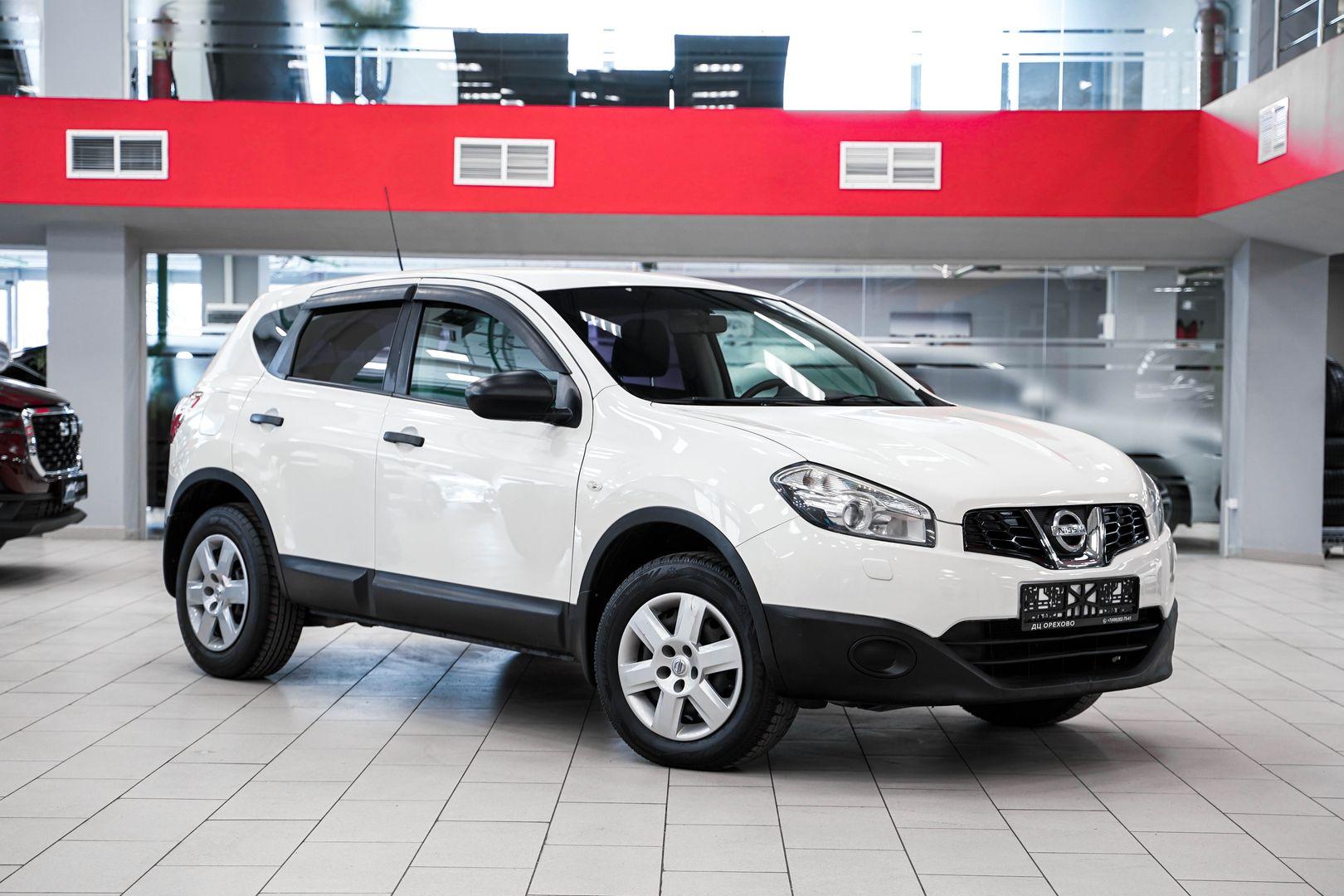 Nissan Qashqai 2013, белый, ДЦ Орехово
