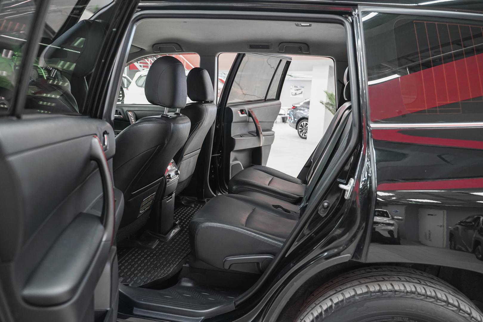 Toyota Highlander 2012, черный, ДЦ Орехово