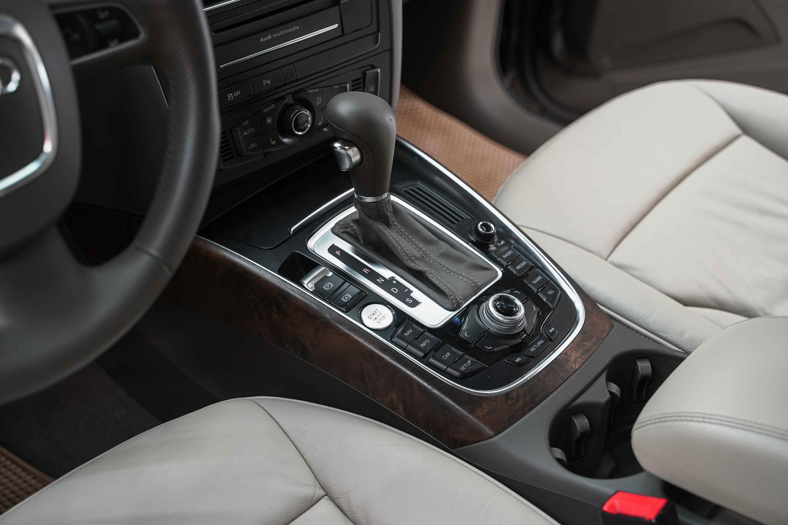Audi Q5 2011, коричневый, ДЦ Орехово