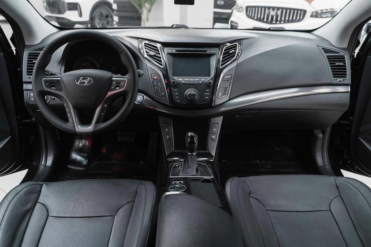 Hyundai i40 2015, черный, ДЦ Орехово