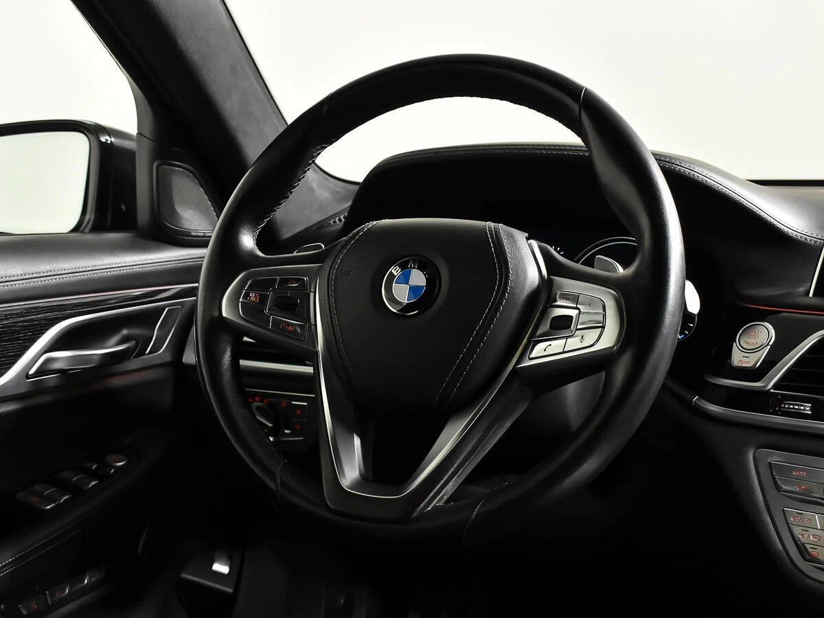 BMW 7 серии 2018, черный, ДЦ Орехово