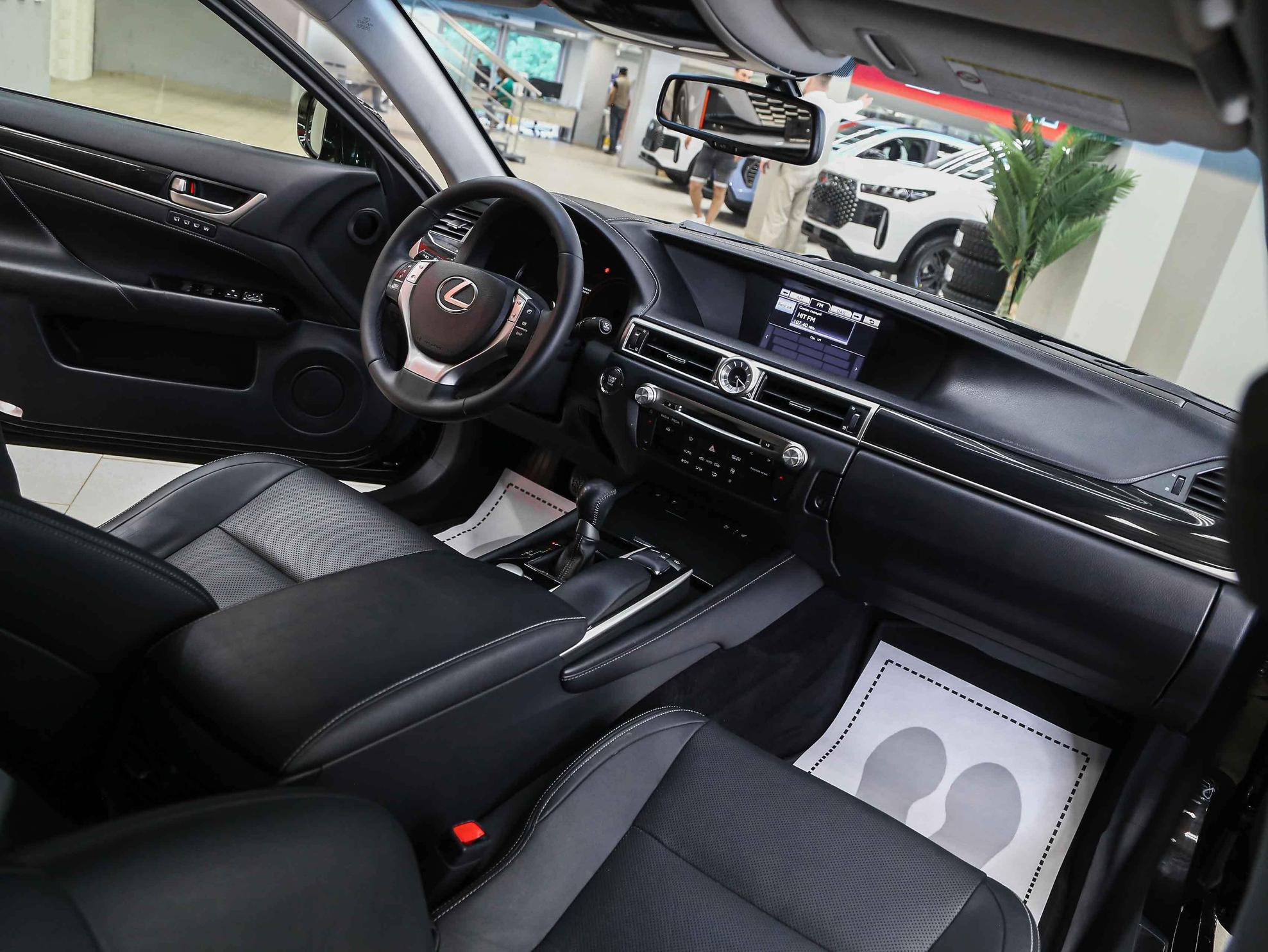 Lexus GS 2012, черный, ДЦ Орехово