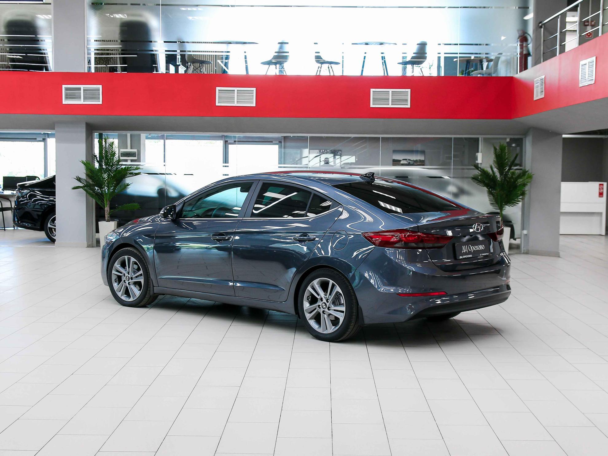 Hyundai Elantra 2016, серый, ДЦ Орехово