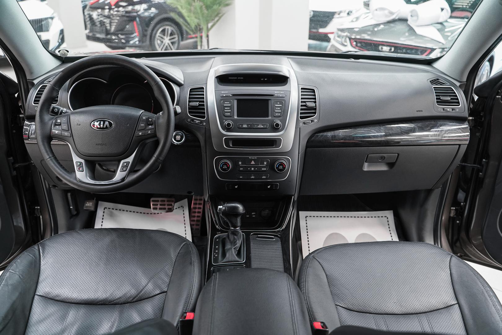 Kia Sorento 2015, бежевый, ДЦ Орехово