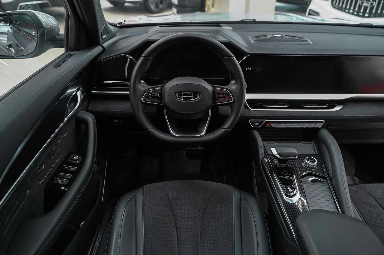 Geely Monjaro 2024, серый, ДЦ Орехово