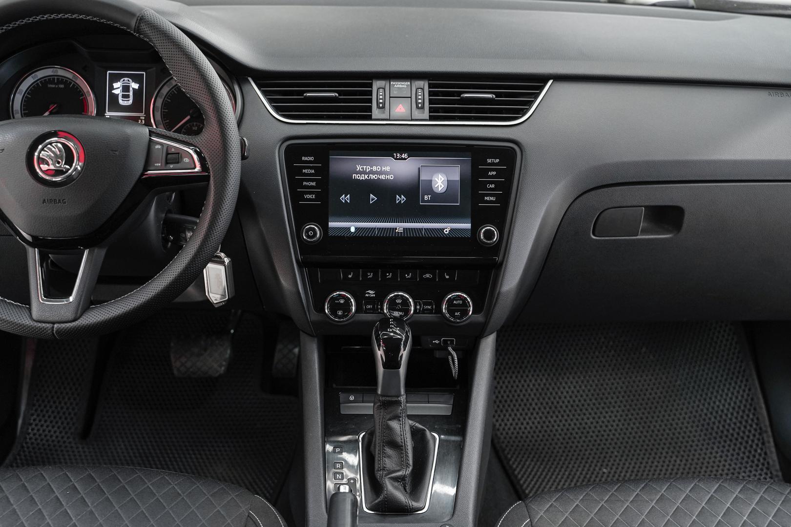 Skoda Octavia 2018, черный, ДЦ Орехово