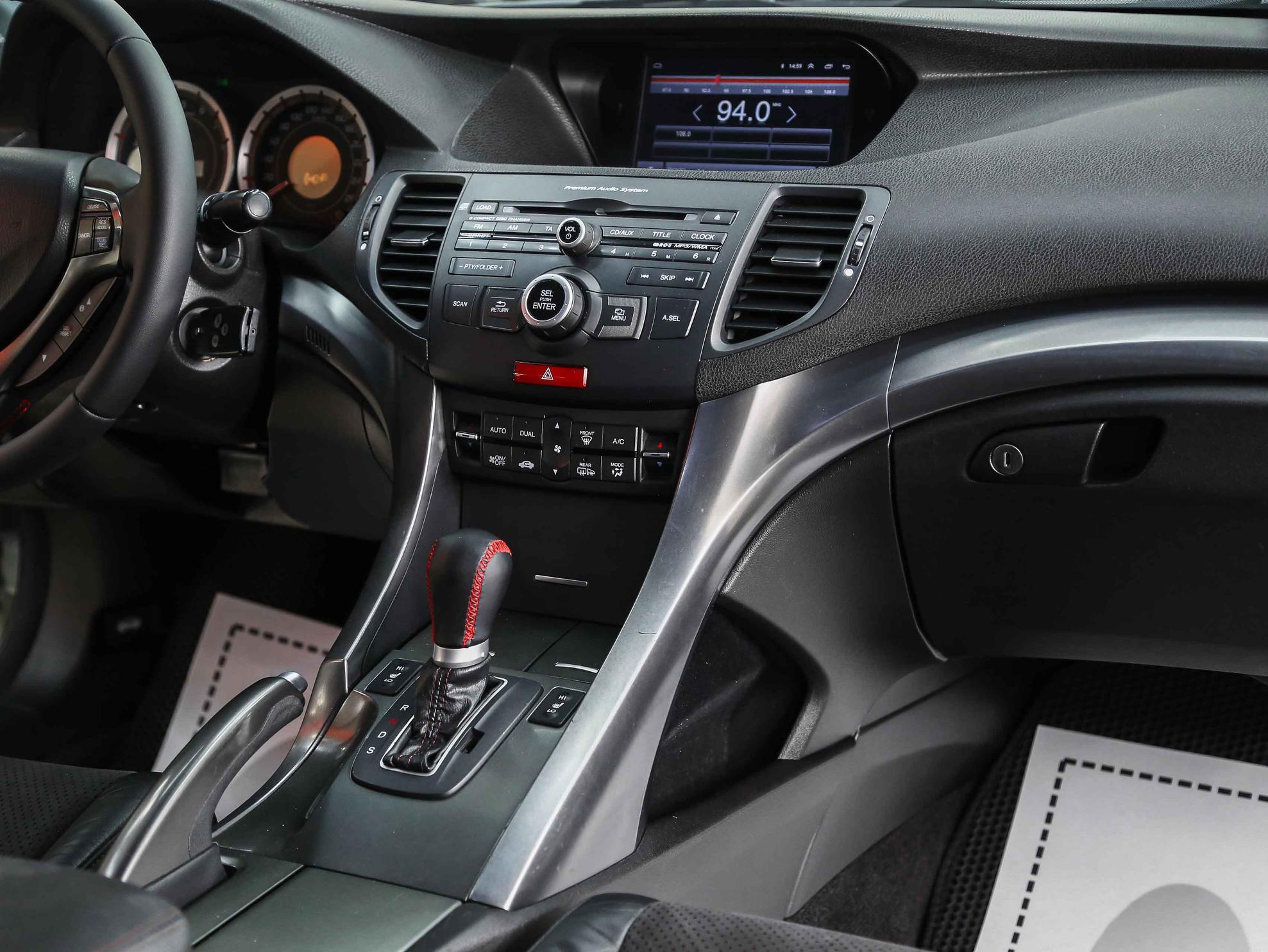 Honda Accord 2012, белый, ДЦ Орехово