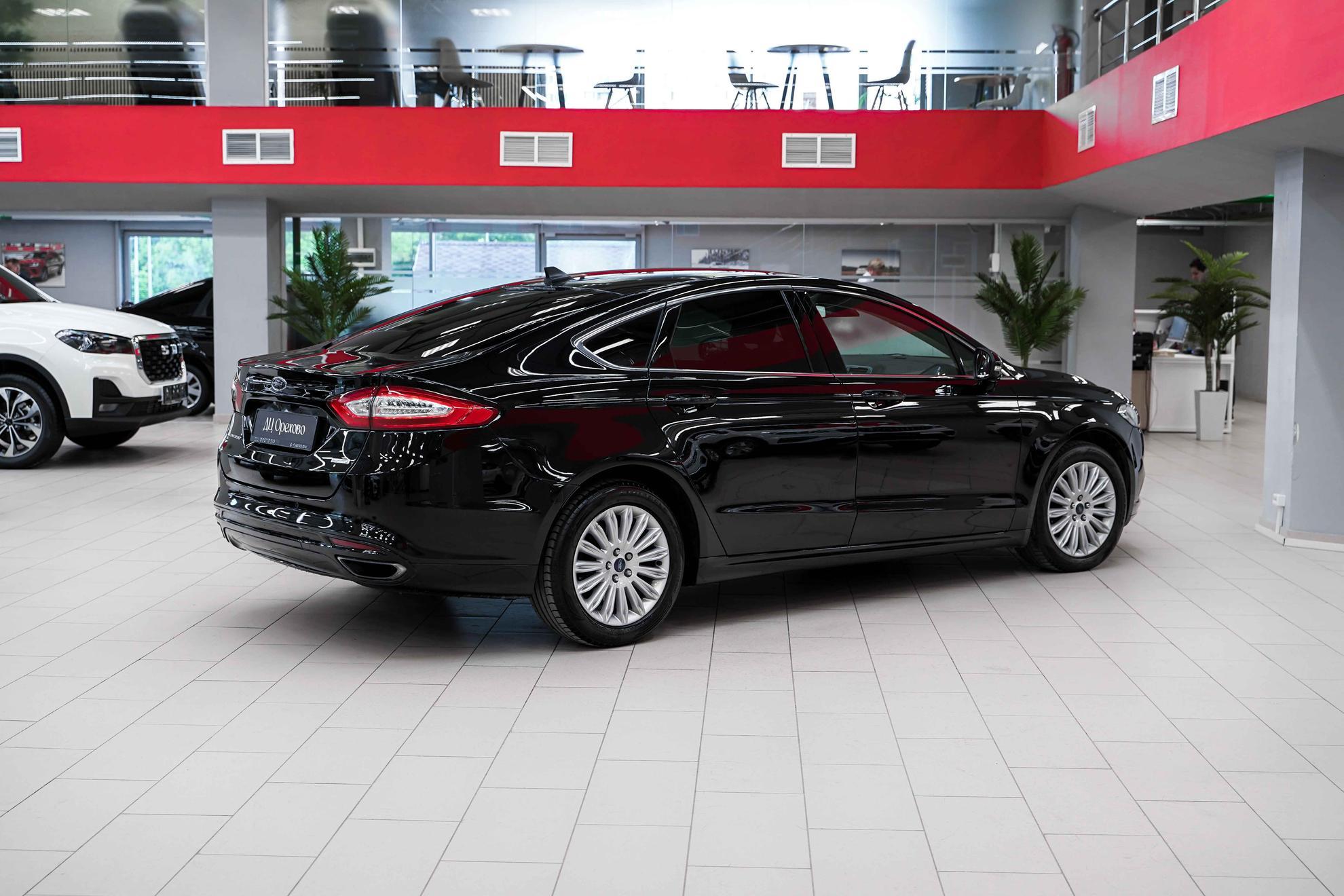 Ford Mondeo 2016, черный, ДЦ Орехово