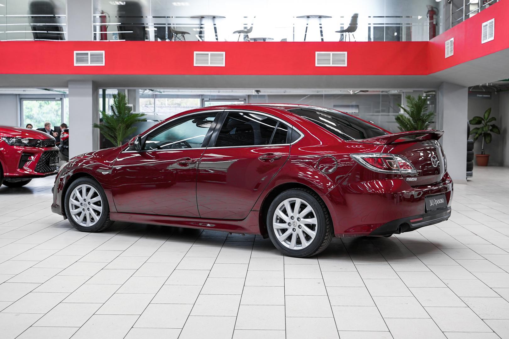 Mazda 6 2010, красный, ДЦ Орехово