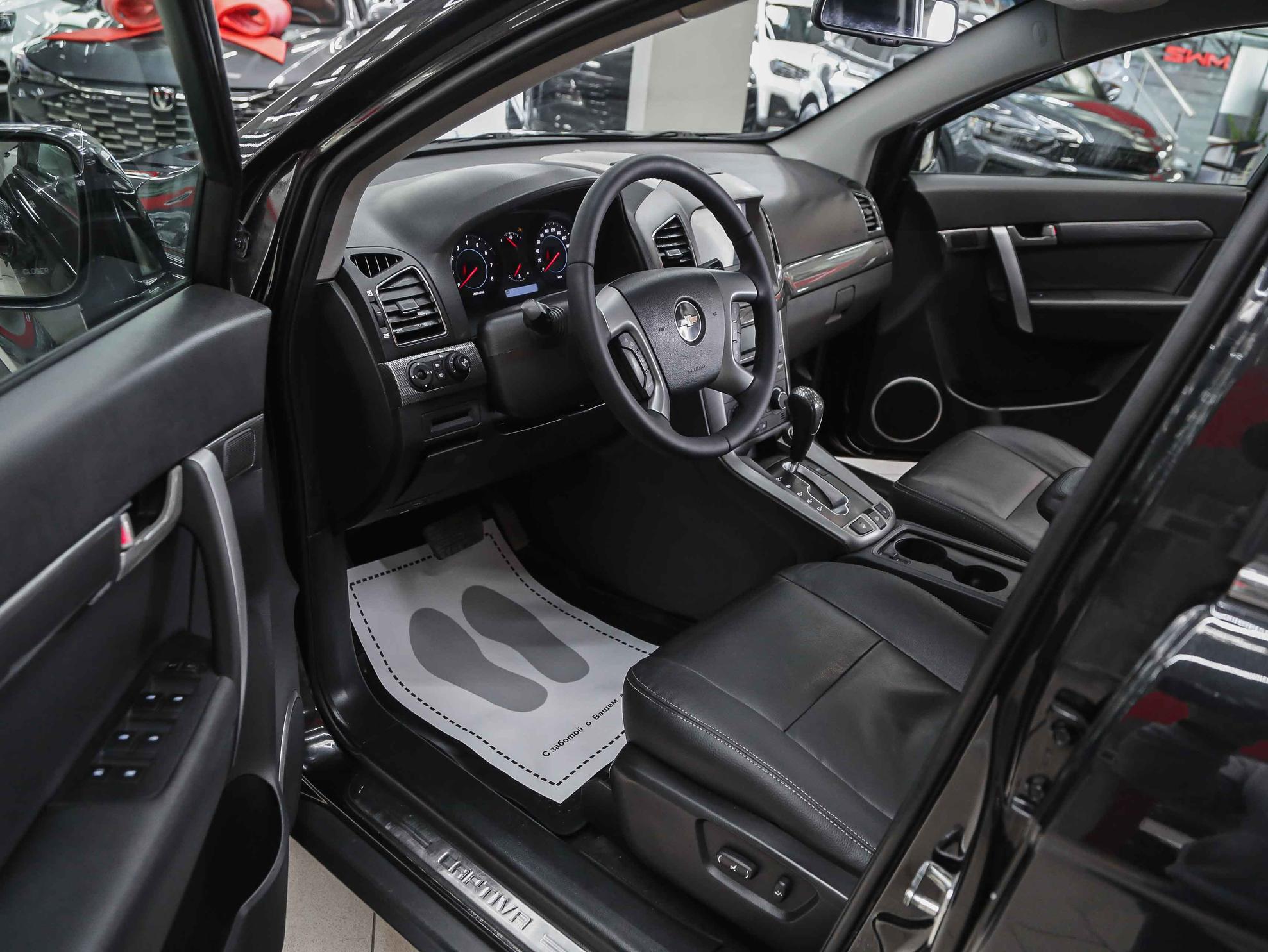 Chevrolet Captiva 2012, черный, ДЦ Орехово