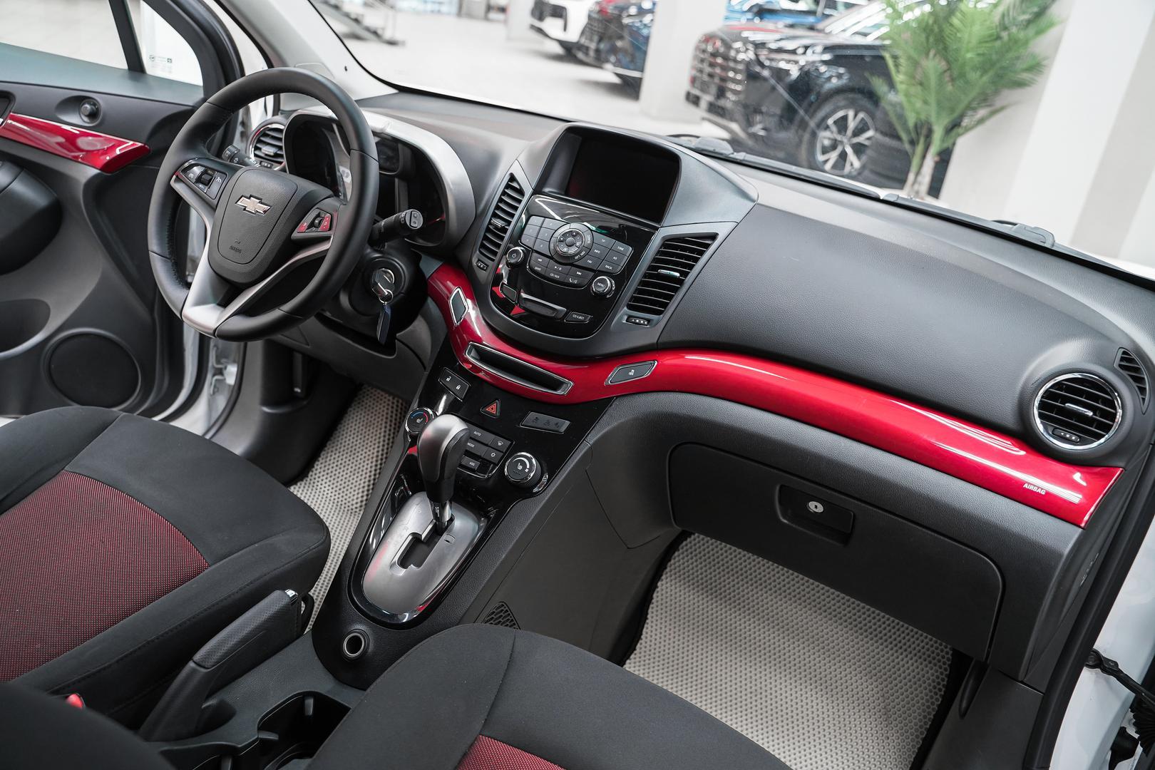 Chevrolet Orlando 2012, белый, ДЦ Орехово