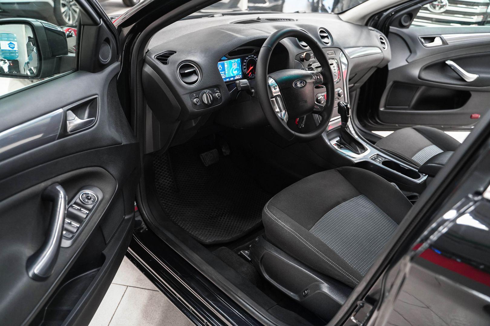 Ford Mondeo 2011, черный, ДЦ Орехово