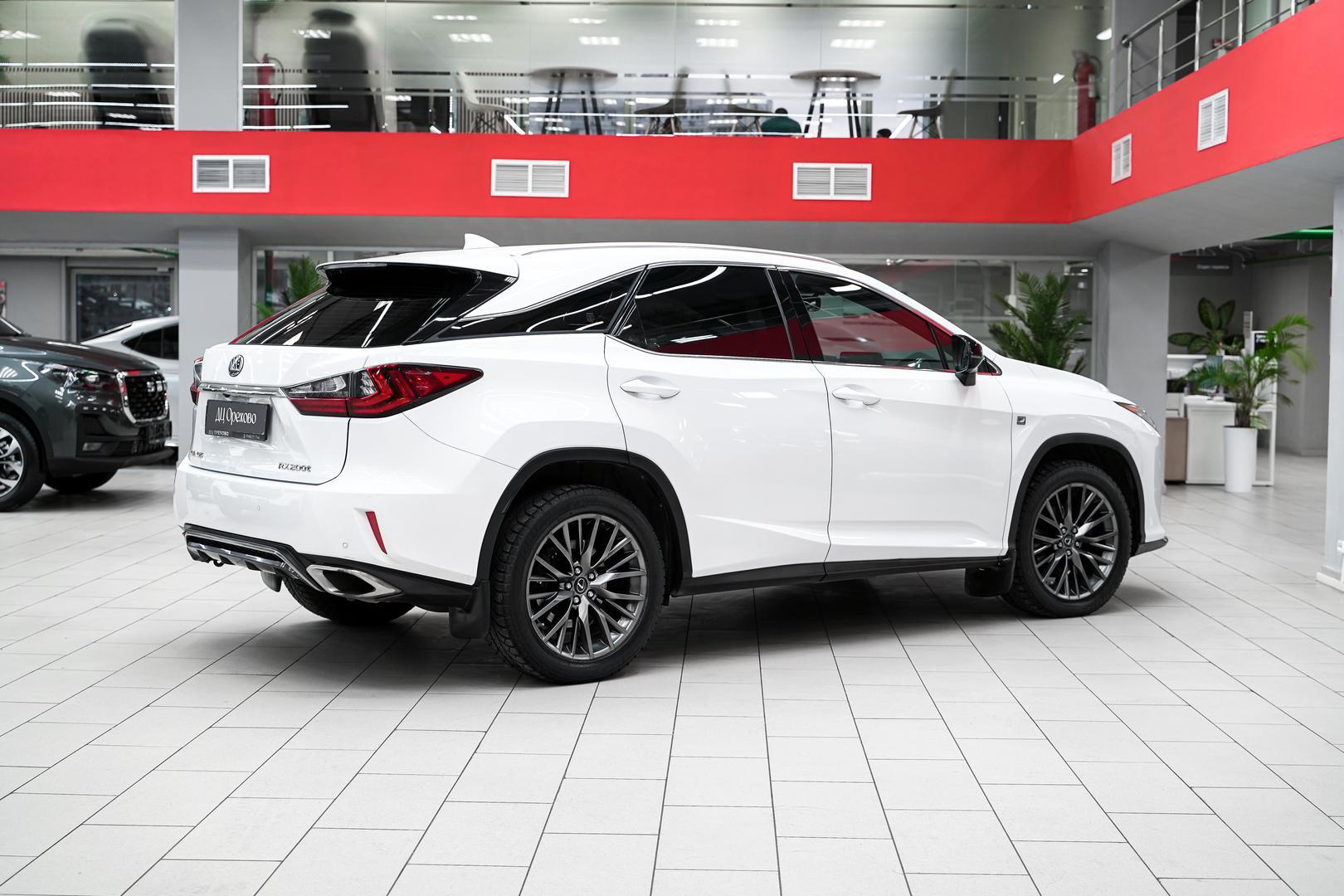 Lexus RX 2016, белый, ДЦ Орехово