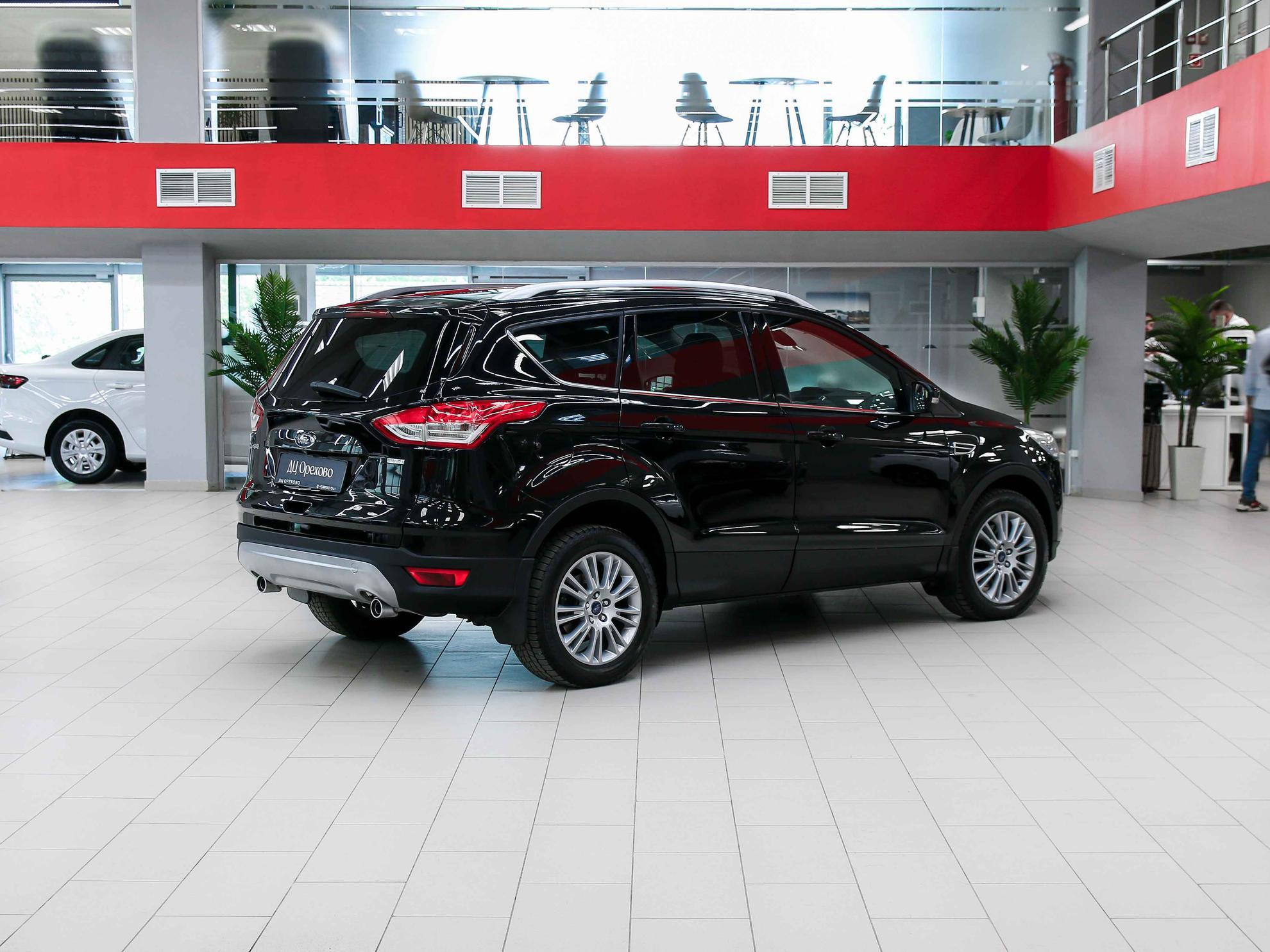 Ford Kuga 2014, черный, ДЦ Орехово
