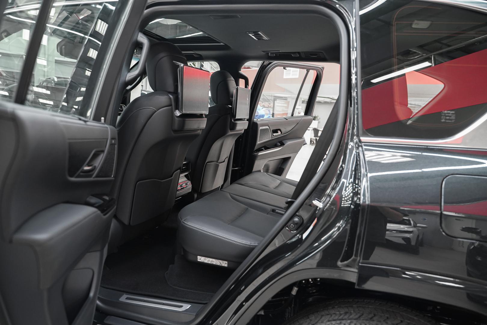 Lexus LX 2025, черный, ДЦ Орехово
