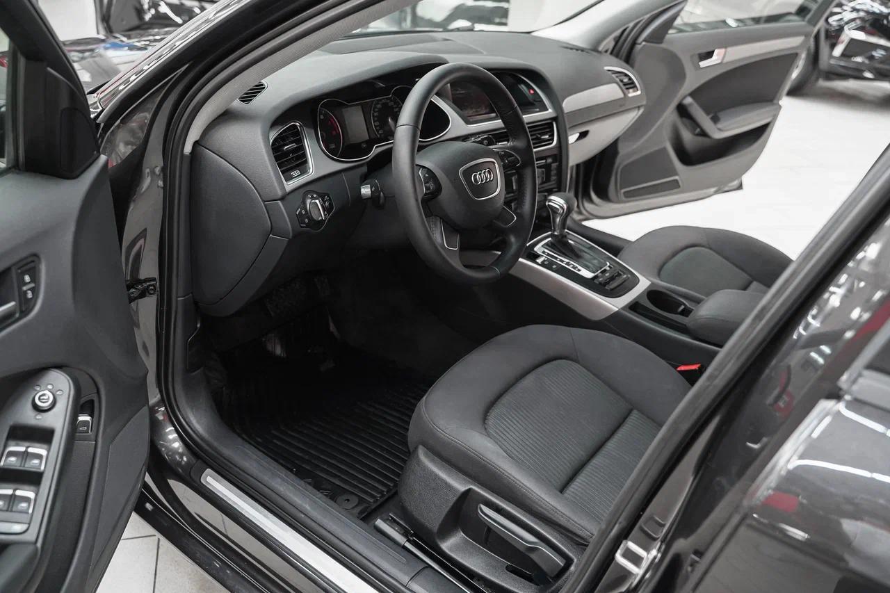 Audi A4 2012, черный, ДЦ Орехово