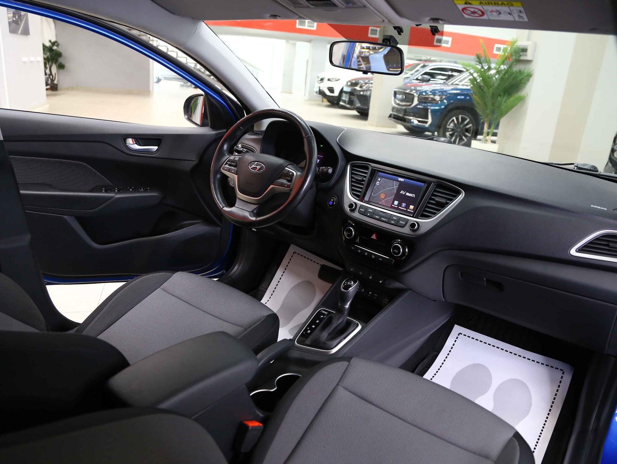 Hyundai Solaris 2017, синий, ДЦ Орехово