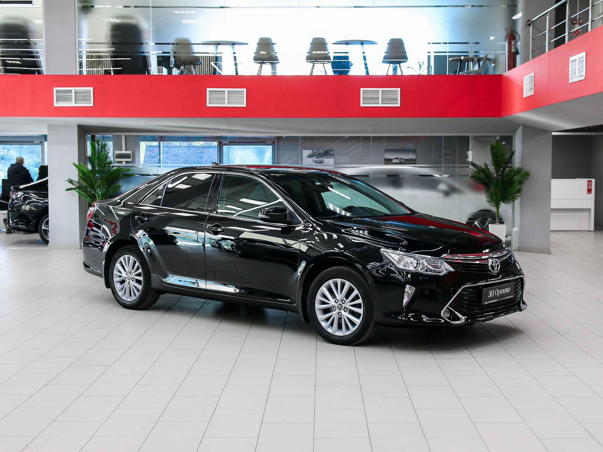 Toyota Camry 2017, белый, ДЦ Орехово