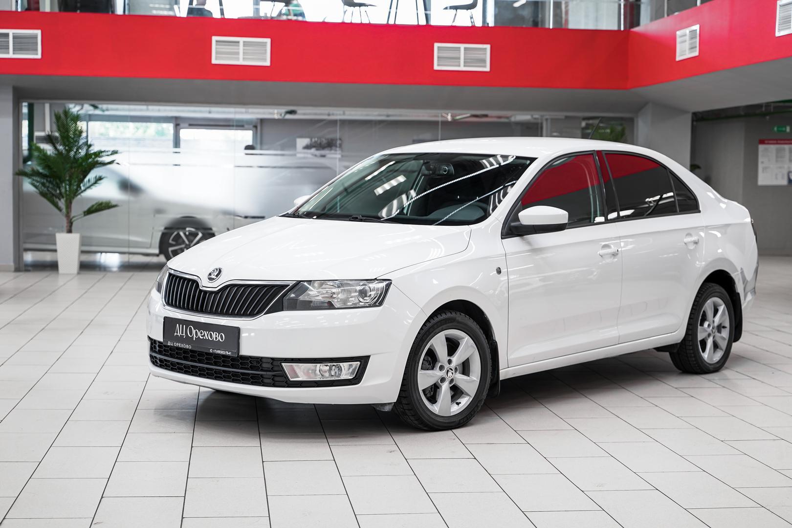 Skoda Rapid 2014, белый, ДЦ Орехово