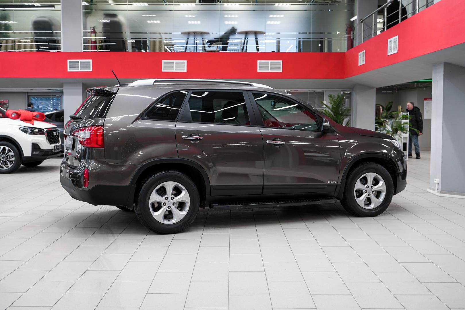 Kia Sorento 2014, бежевый, ДЦ Орехово