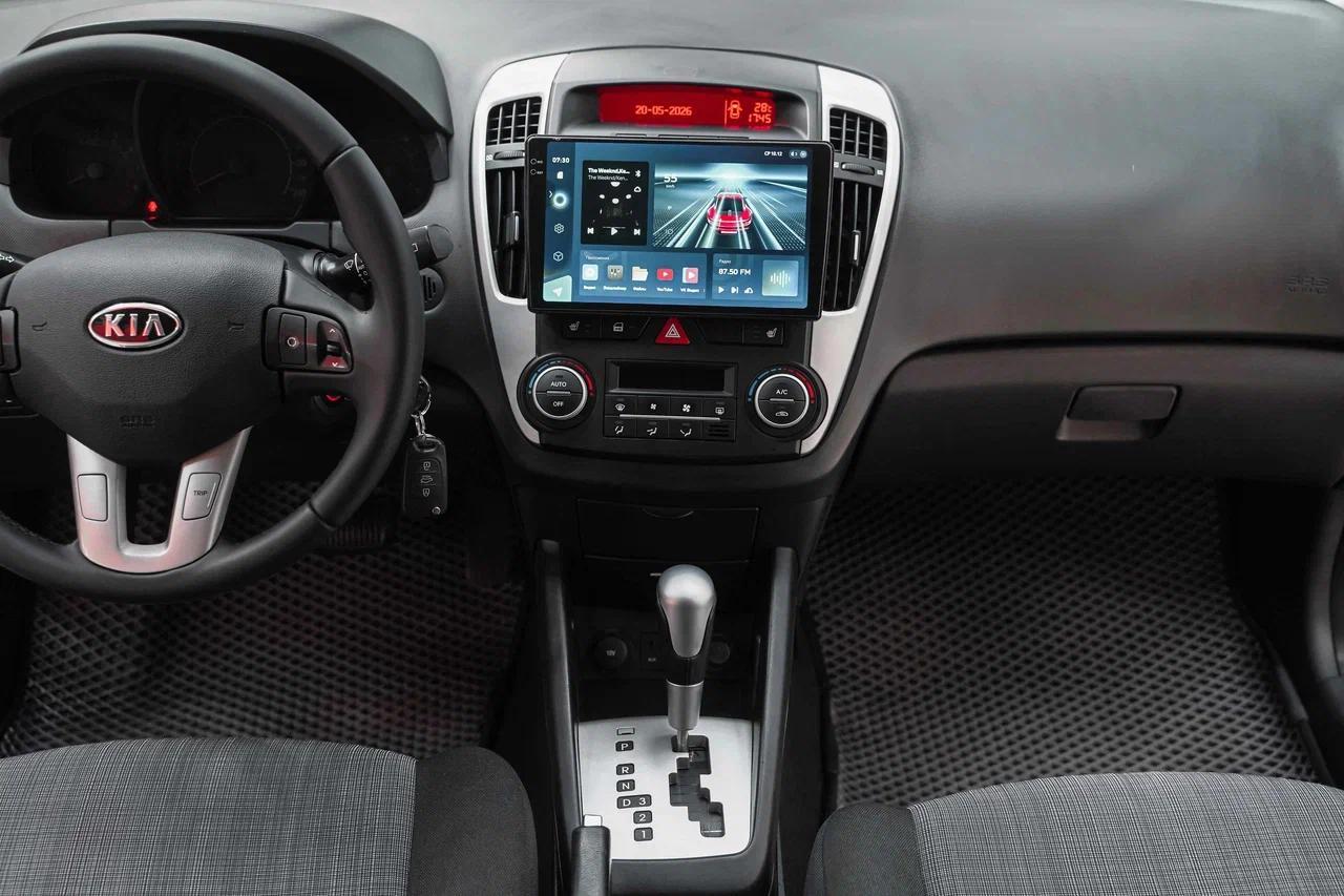 Kia Ceed 2011, красный, ДЦ Орехово