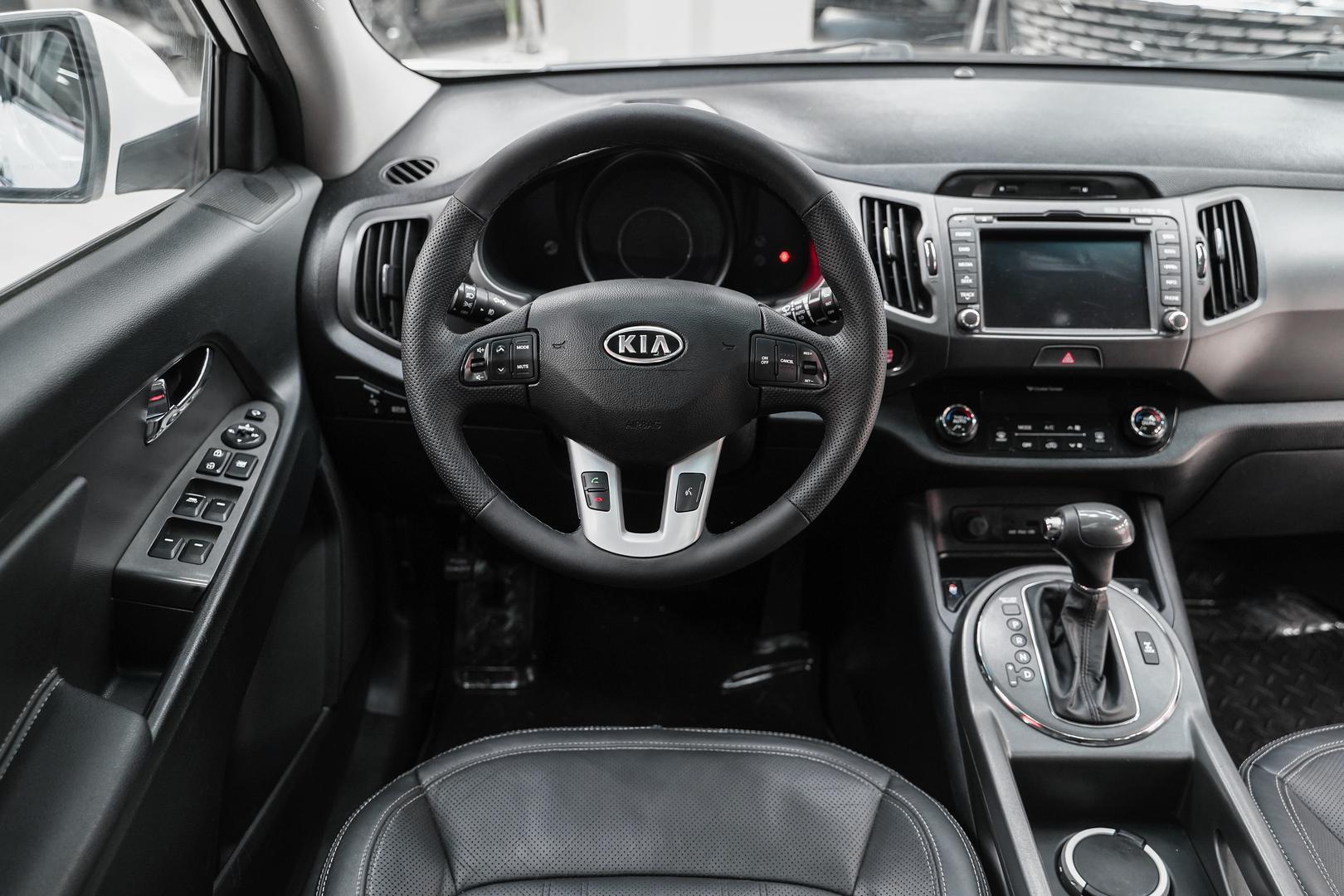 Kia Sportage 2012, белый, ДЦ Орехово