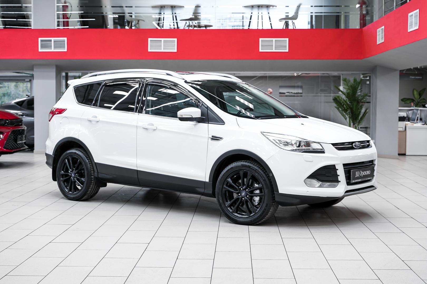 Ford Kuga 2014, белый, ДЦ Орехово