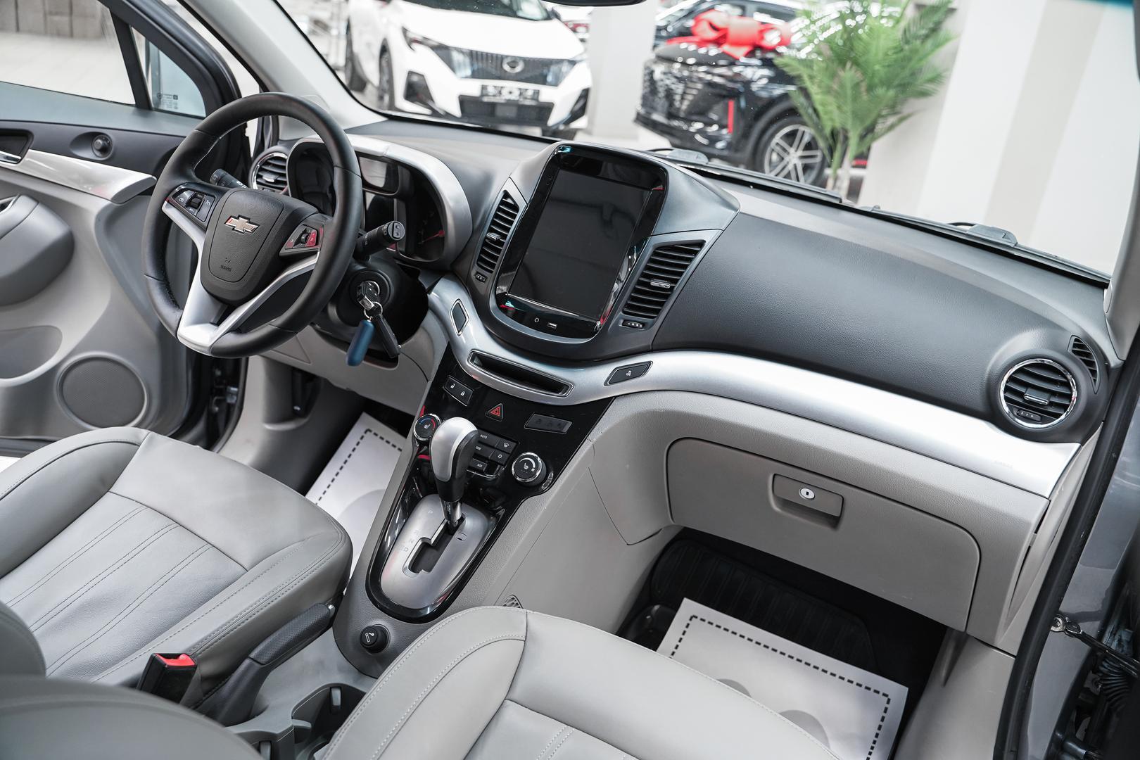 Chevrolet Orlando 2013, серый, ДЦ Орехово