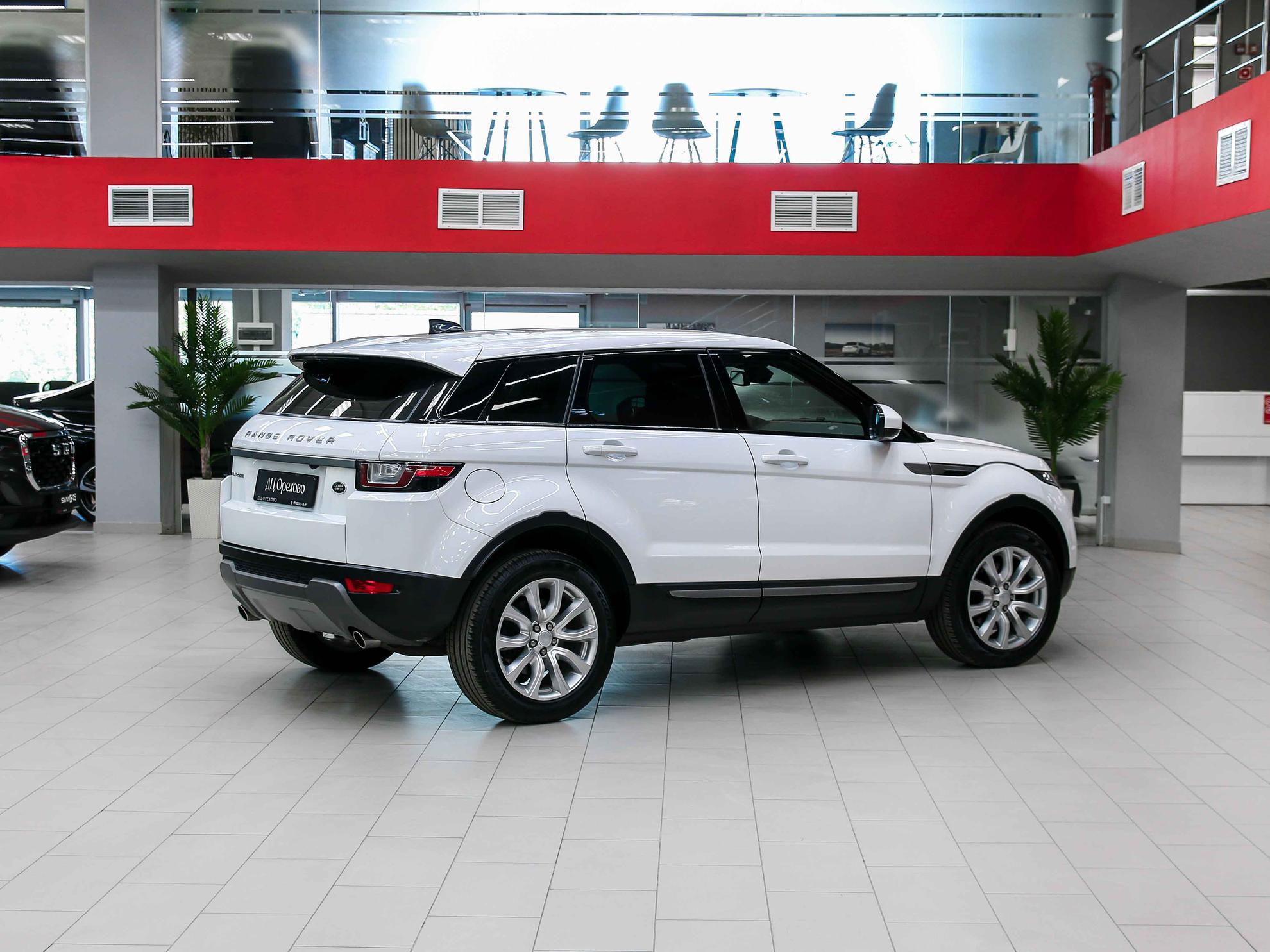 Land Rover Range Rover Evoque 2018, белый, ДЦ Орехово