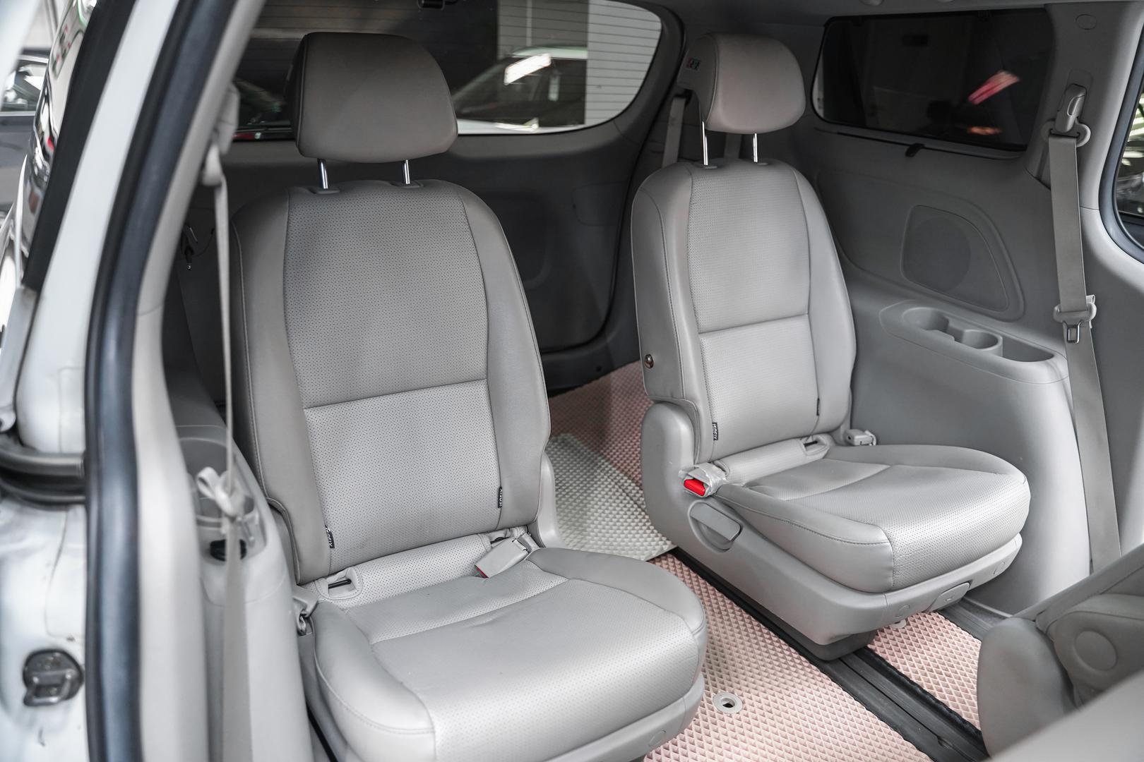 Kia Carnival 2019, белый, ДЦ Орехово