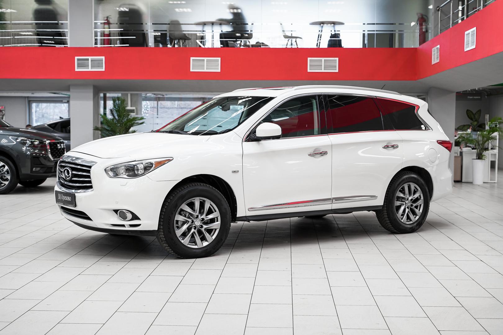 Infiniti JX 2013, белый, ДЦ Орехово
