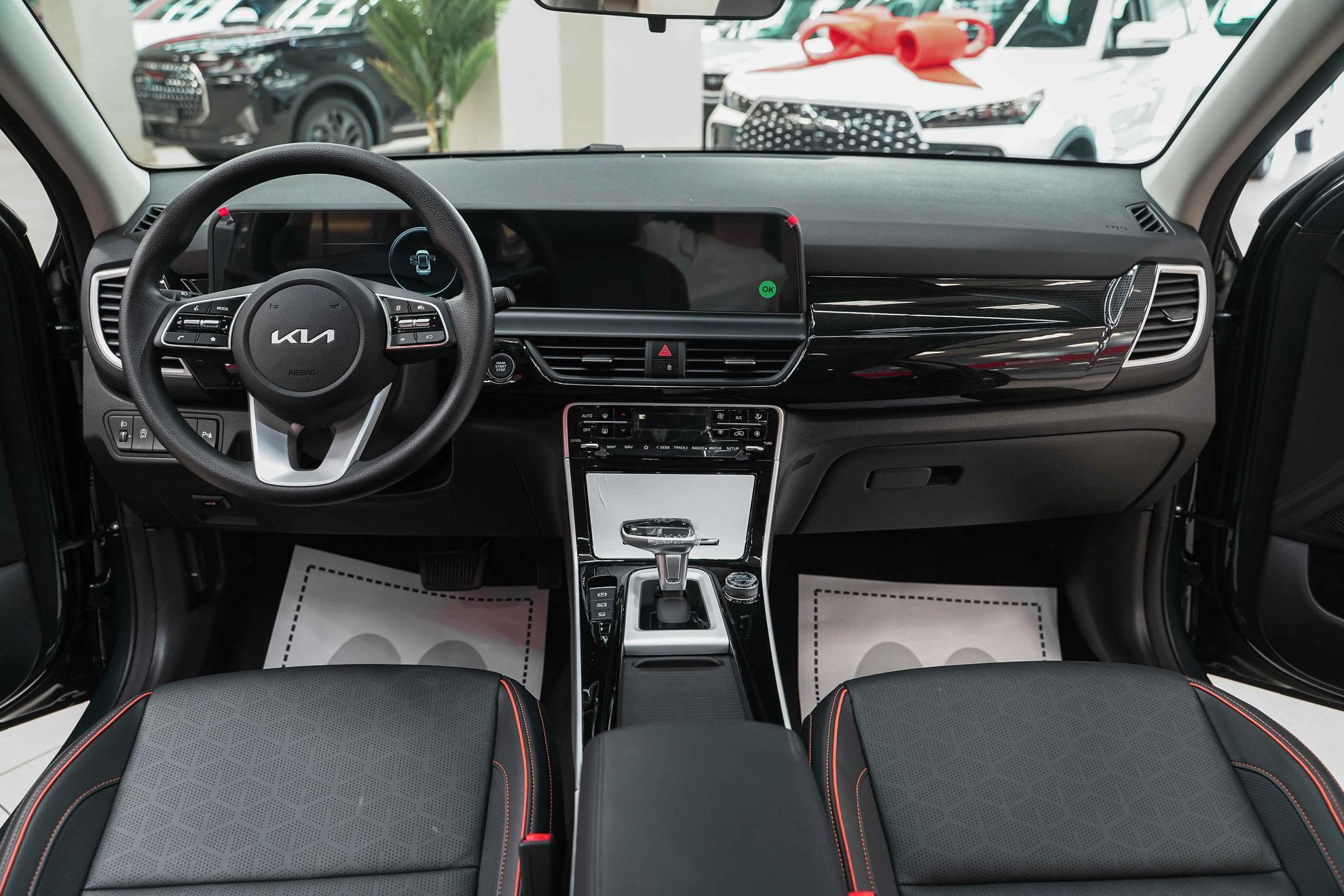 Kia Seltos 2026, зеленый, ДЦ Орехово