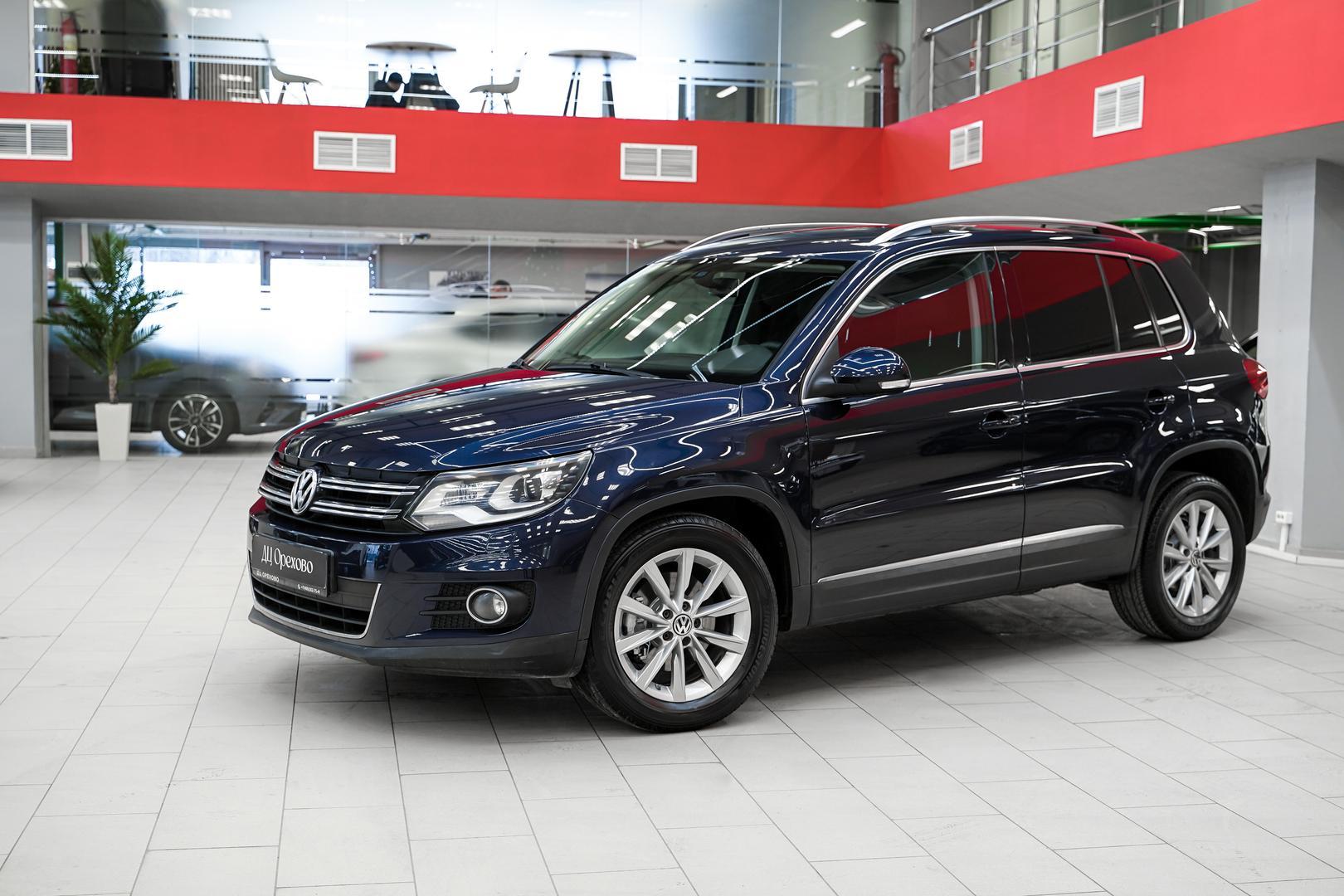 Volkswagen Tiguan 2012, синий, ДЦ Орехово