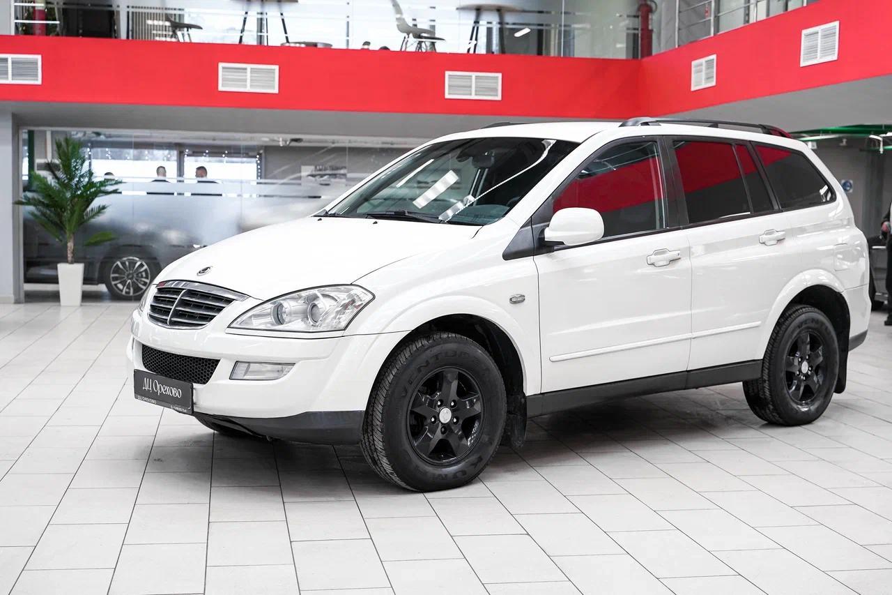 SsangYong Kyron 2011, белый, ДЦ Орехово
