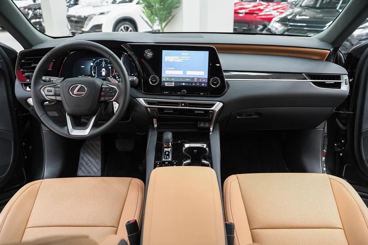 Lexus RX 2025, черный, ДЦ Орехово