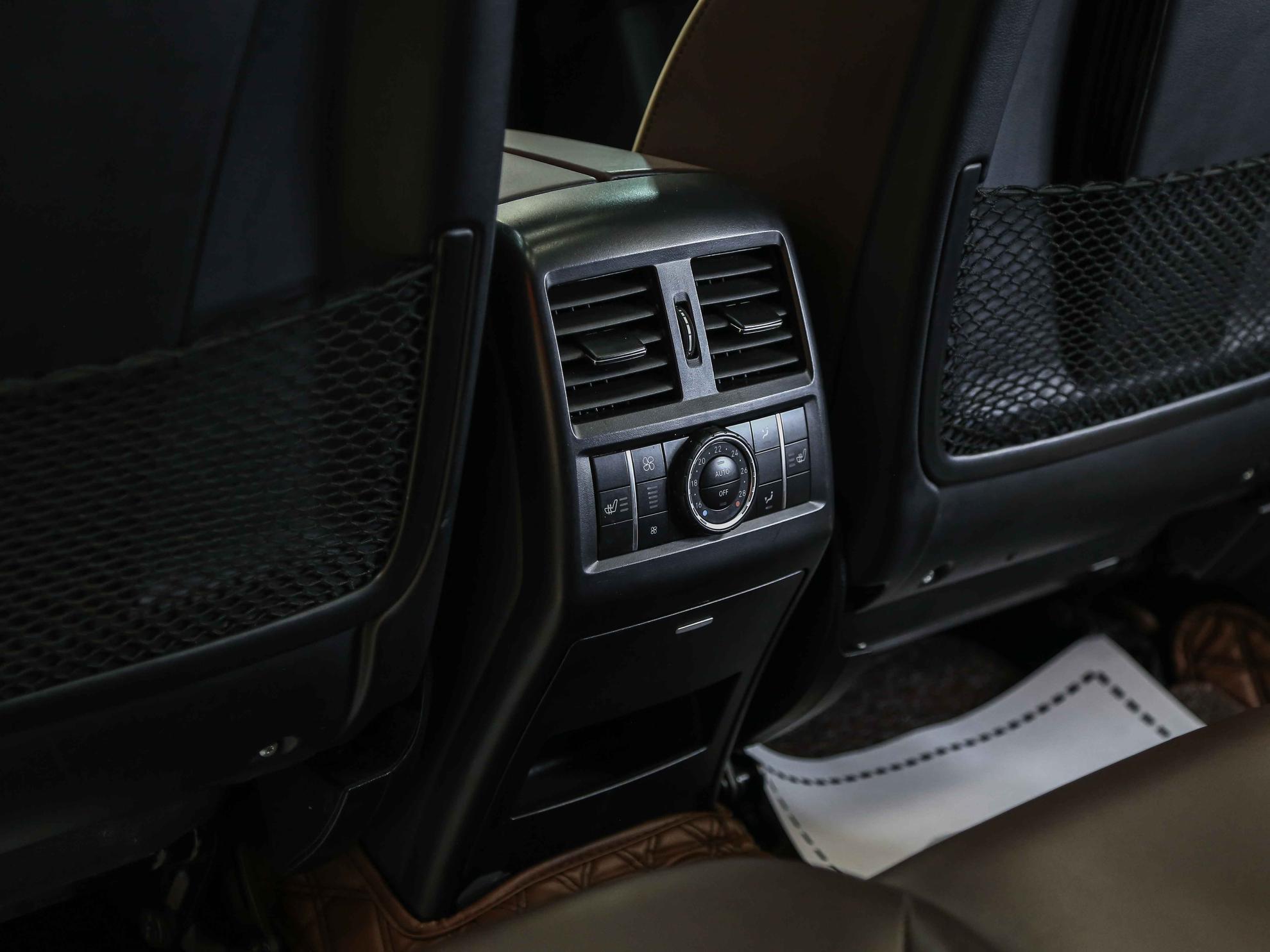 Mercedes-Benz GL-Класс 2014, белый, ДЦ Орехово