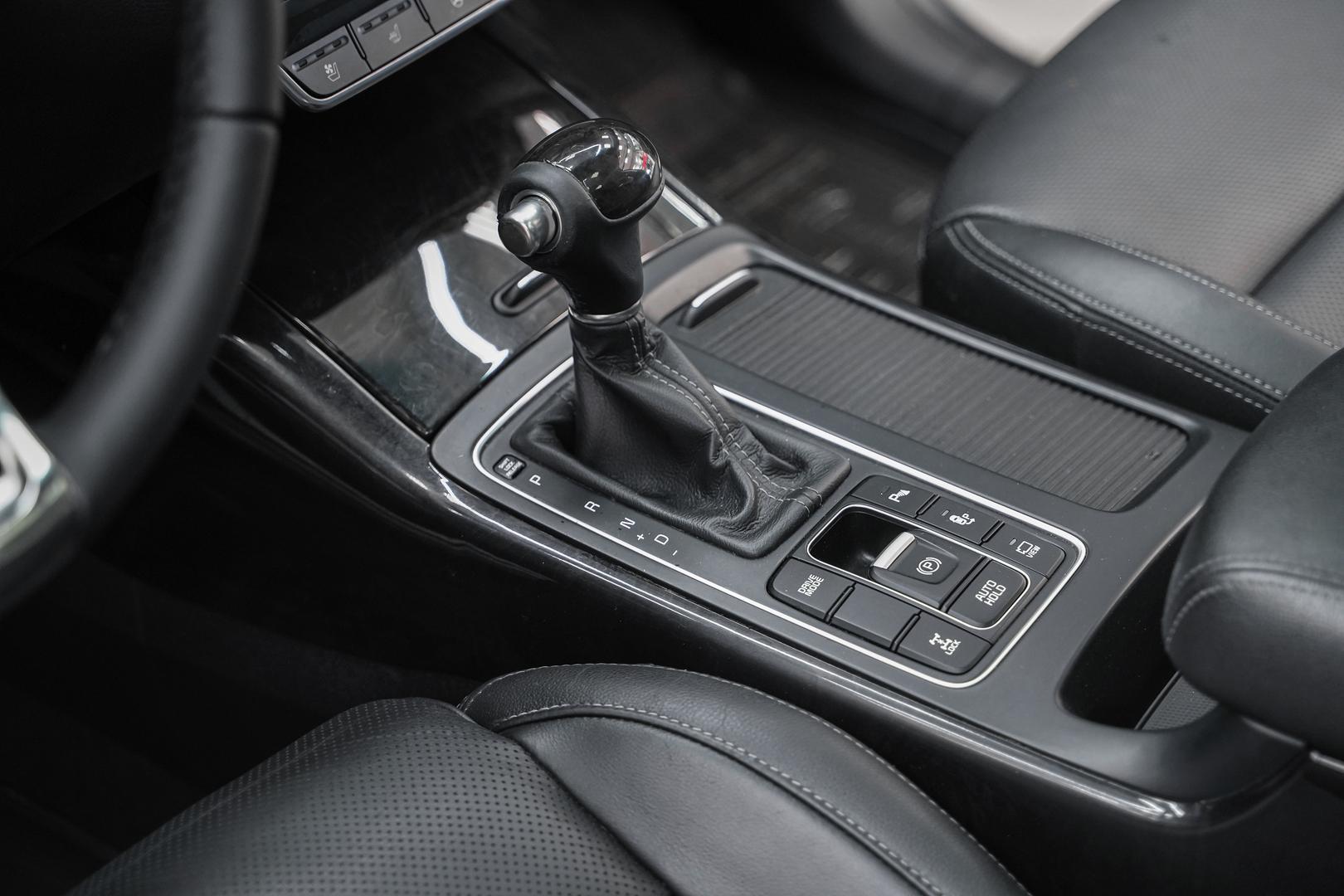 Kia Sorento 2016, белый, ДЦ Орехово