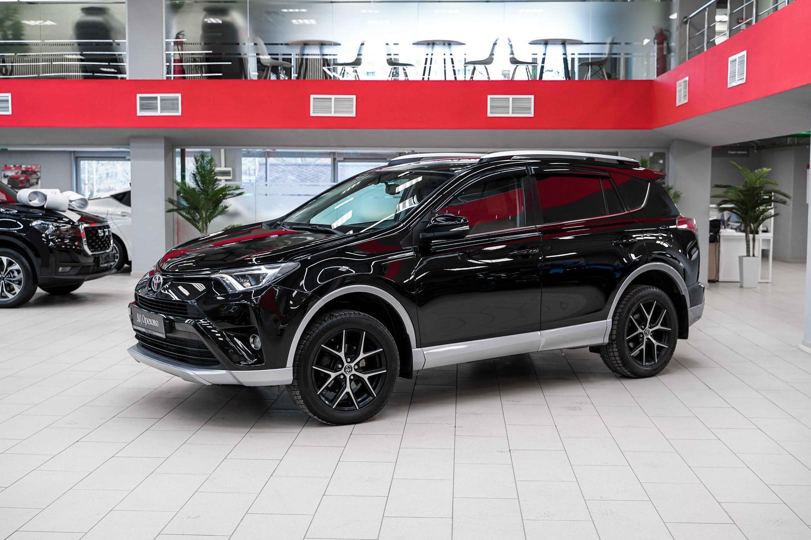 Toyota RAV4 2017, черный, ДЦ Орехово