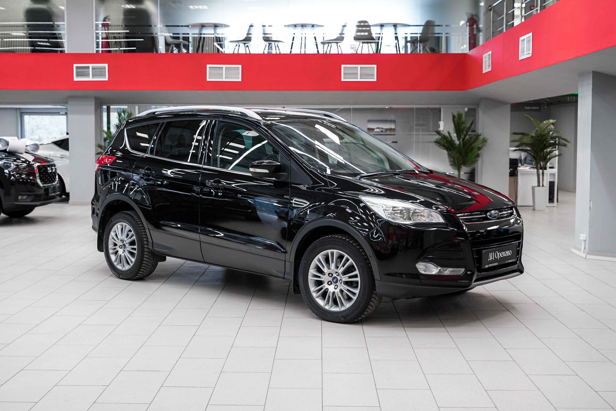 Ford Kuga 2014, черный, ДЦ Орехово