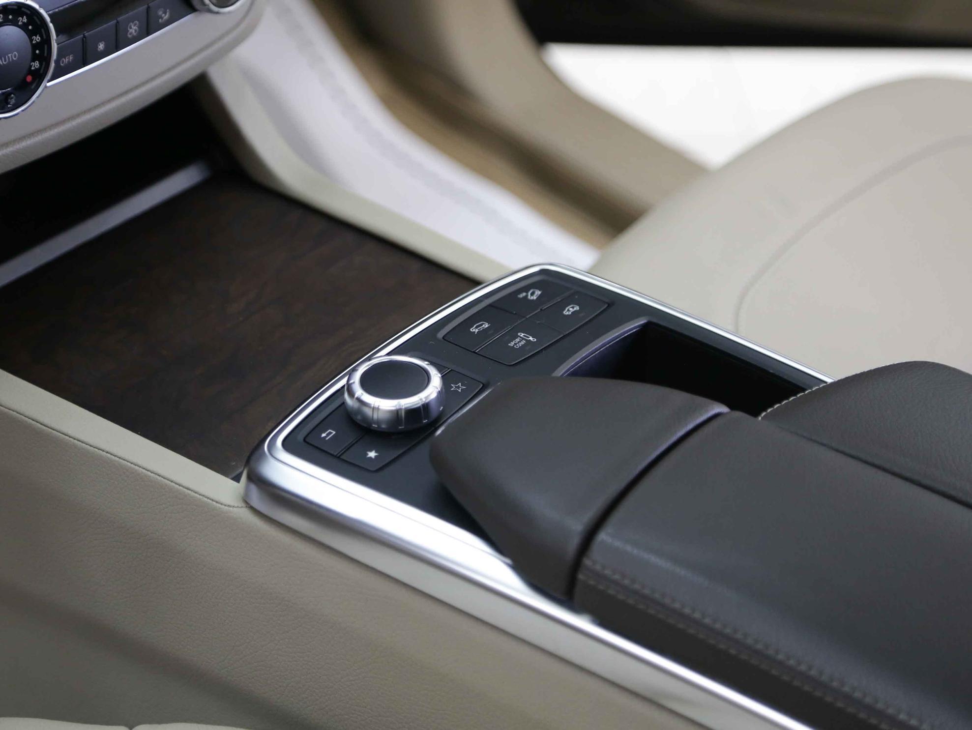 Mercedes-Benz GL-Класс 2014, коричневый, ДЦ Орехово