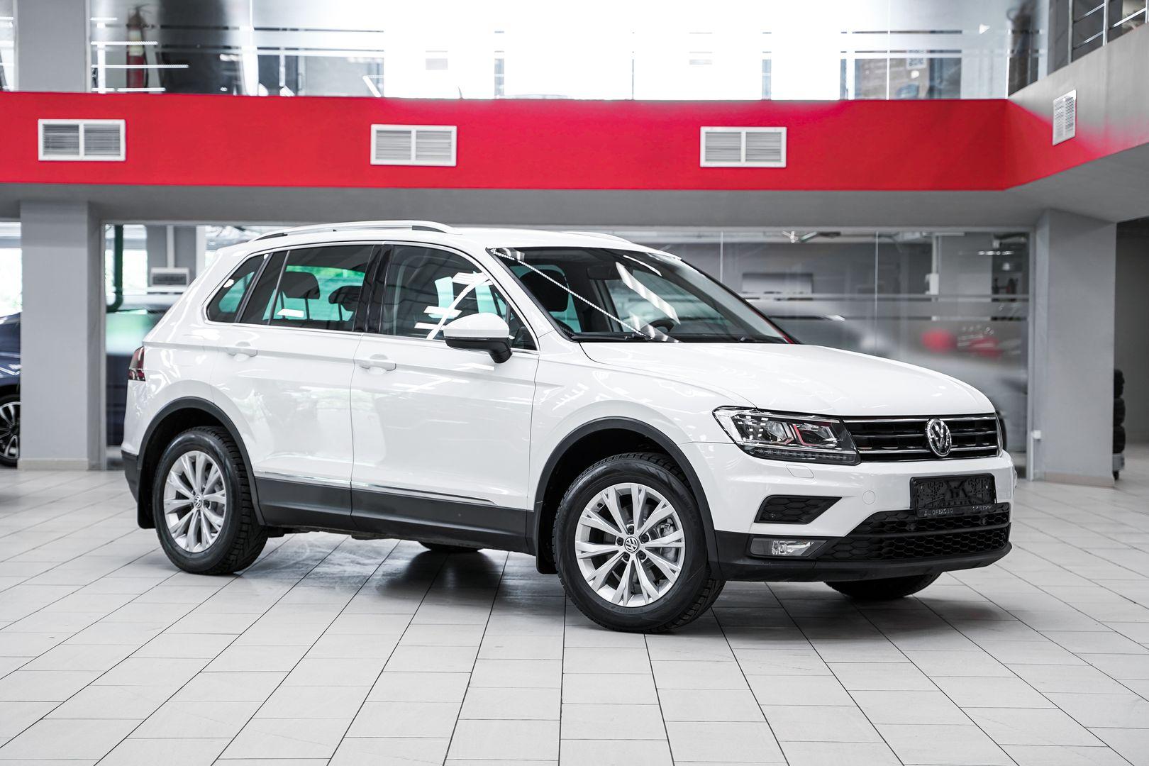 Volkswagen Tiguan 2017, белый, ДЦ Орехово