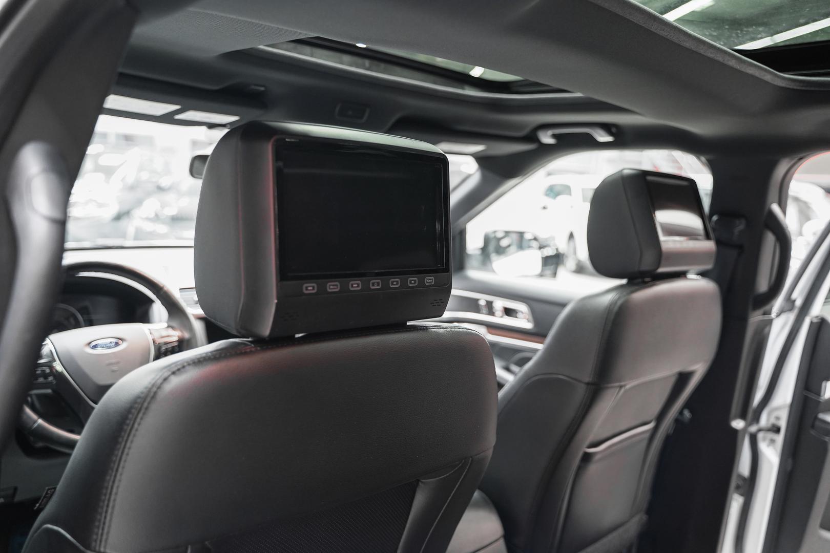 Ford Explorer 2017, белый, ДЦ Орехово